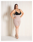 Load image into Gallery viewer, Emana Body Braless Medium Shorts
